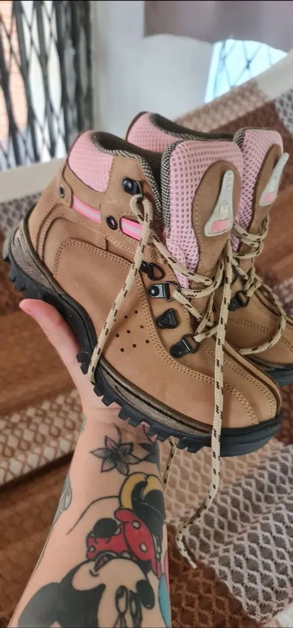 Bota feminia vendo entrega gratuita em João Pessoa calça 35 Bota coturno botinha Feminina  - Foto 2