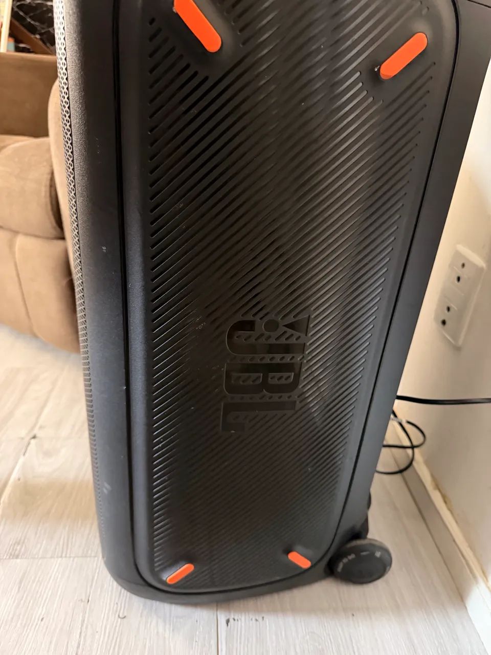 ? JBL PARTYBOX 310 ORIGINAL - OPORTUNIDADE IMPERDÍVEL!  - Foto 4