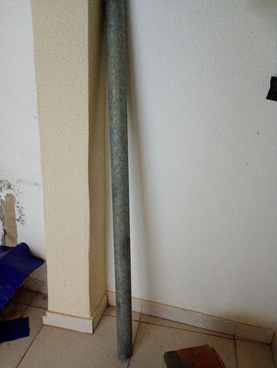 CANO DE POSTE EM FERRO 1M e 68Cm - Foto 2