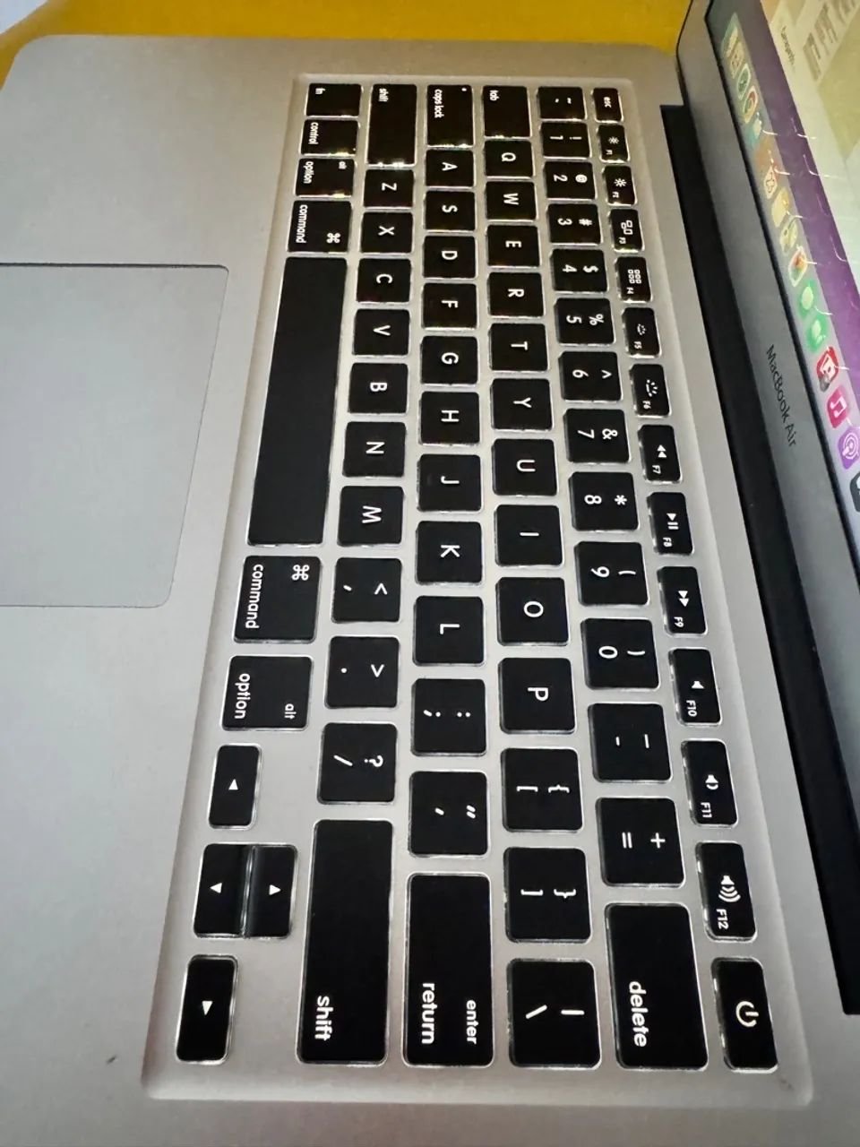 MACBOOK AIR APPLE ORIGINAL - Foto 2