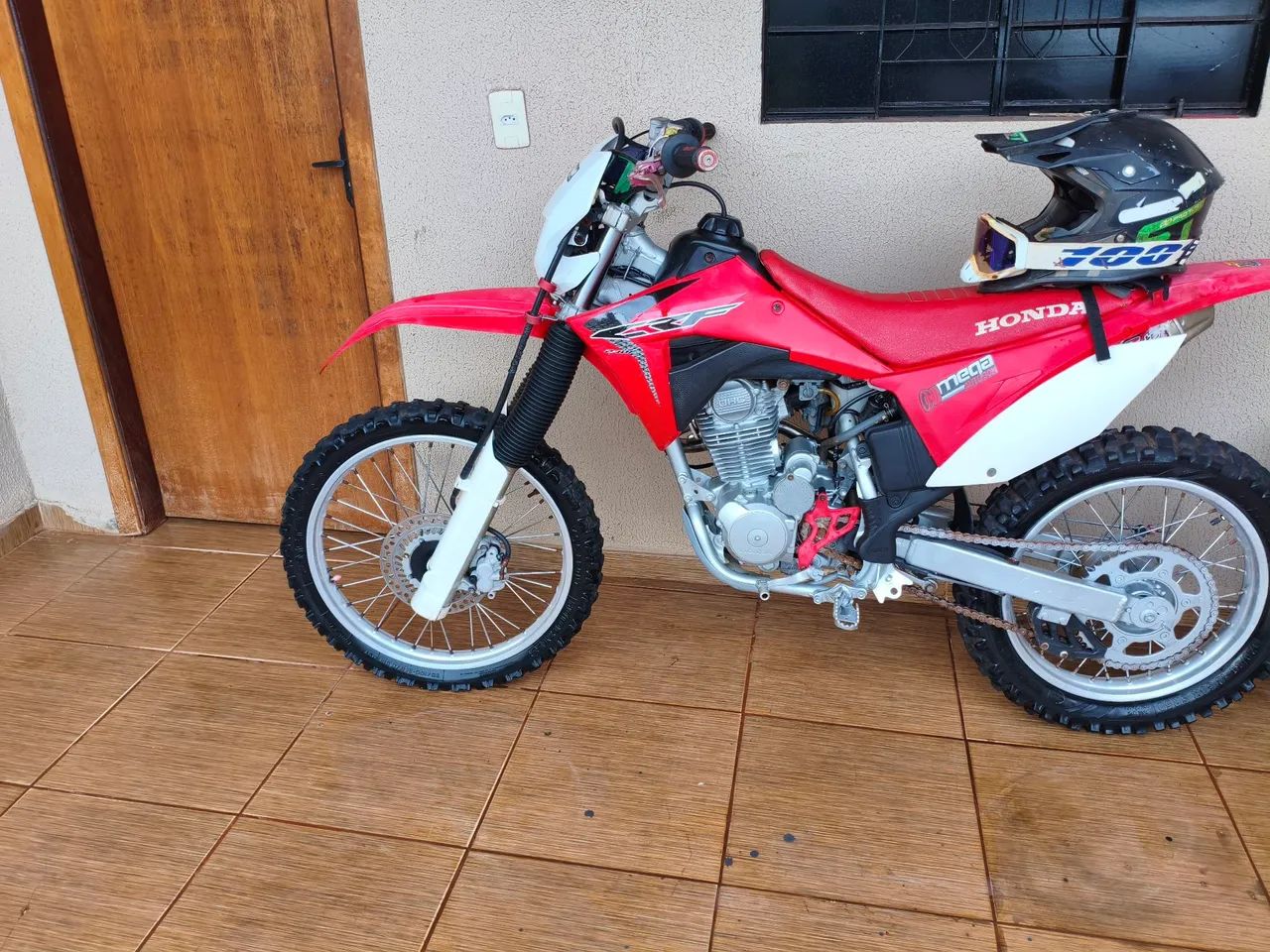 CRF 230 