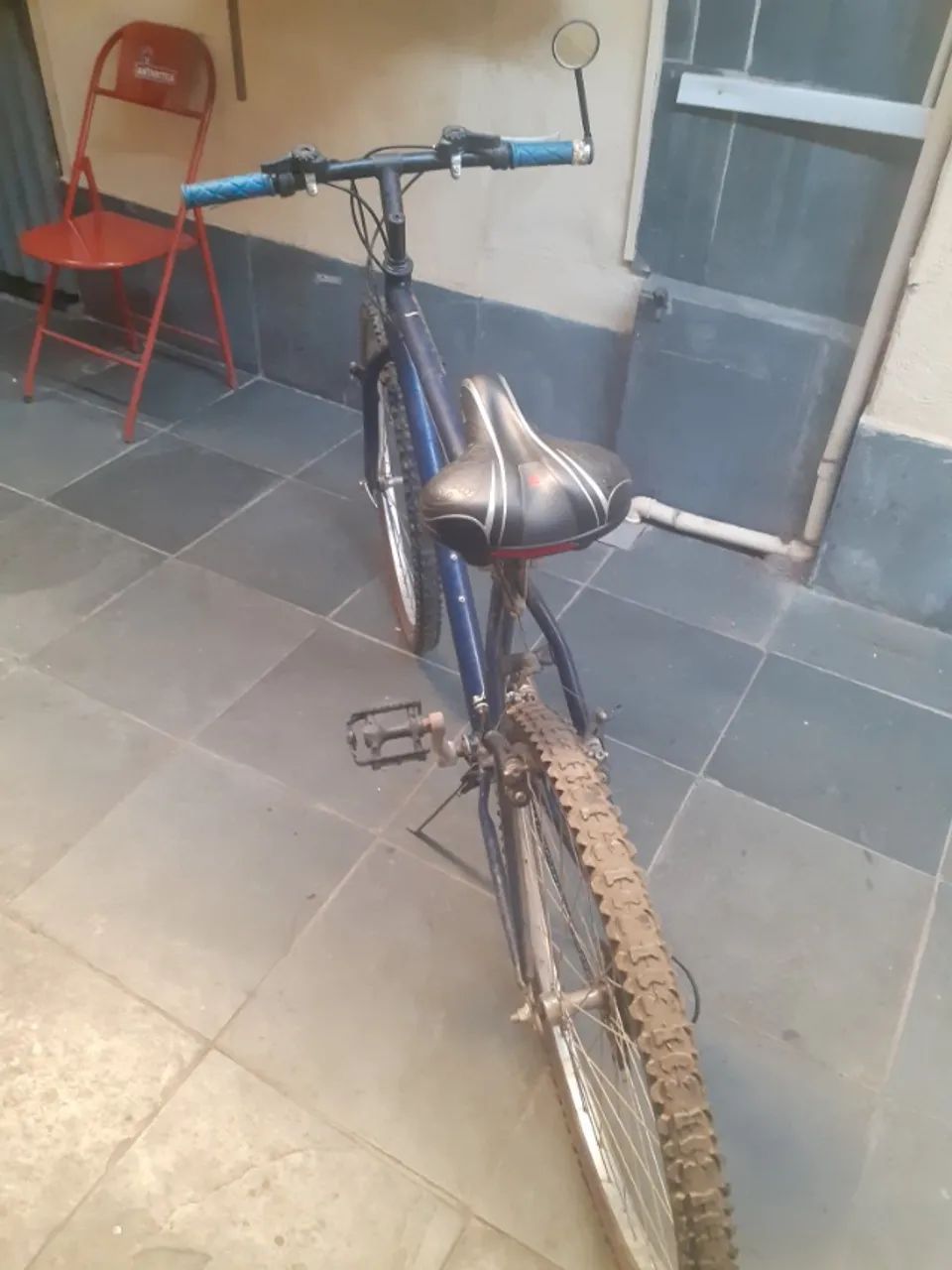 Vende-se Bicicleta aro "26" - Foto 2