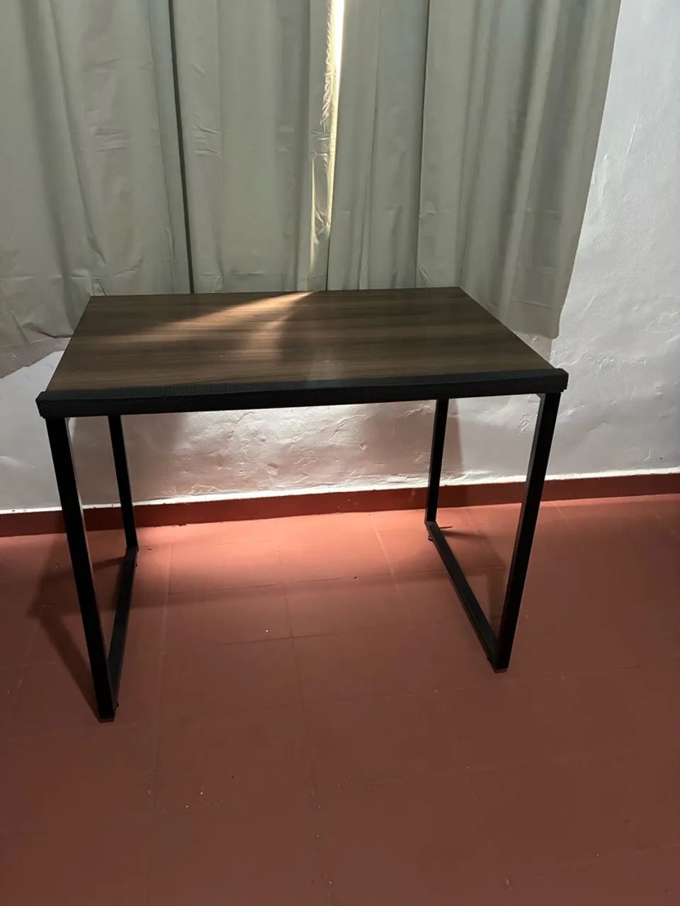 Mesa de Escritório 