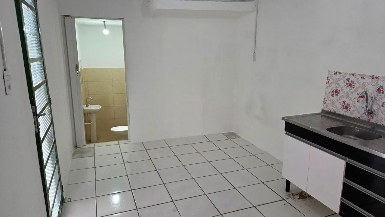 Aluga-se 1 cômodo parque das laranjeiras  - Foto 4