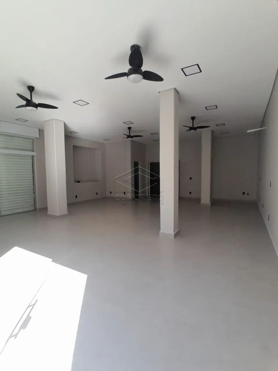 EXCELENTE LOJA COMERCIAL NOVA E PRONTA PARA USO NO CENTRO DA CIDADE - Foto 2