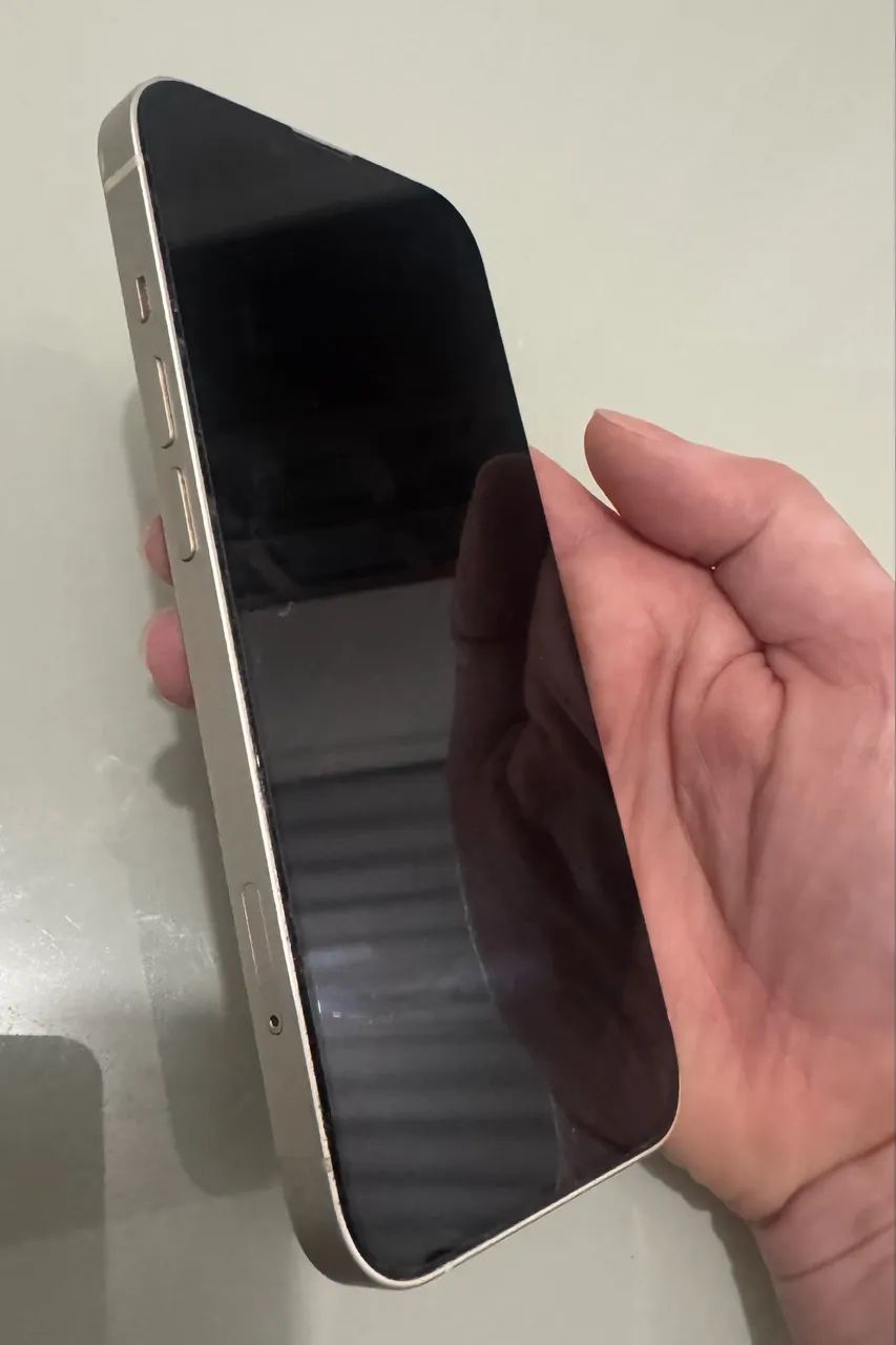 iPhone 13 - 256g - Branco