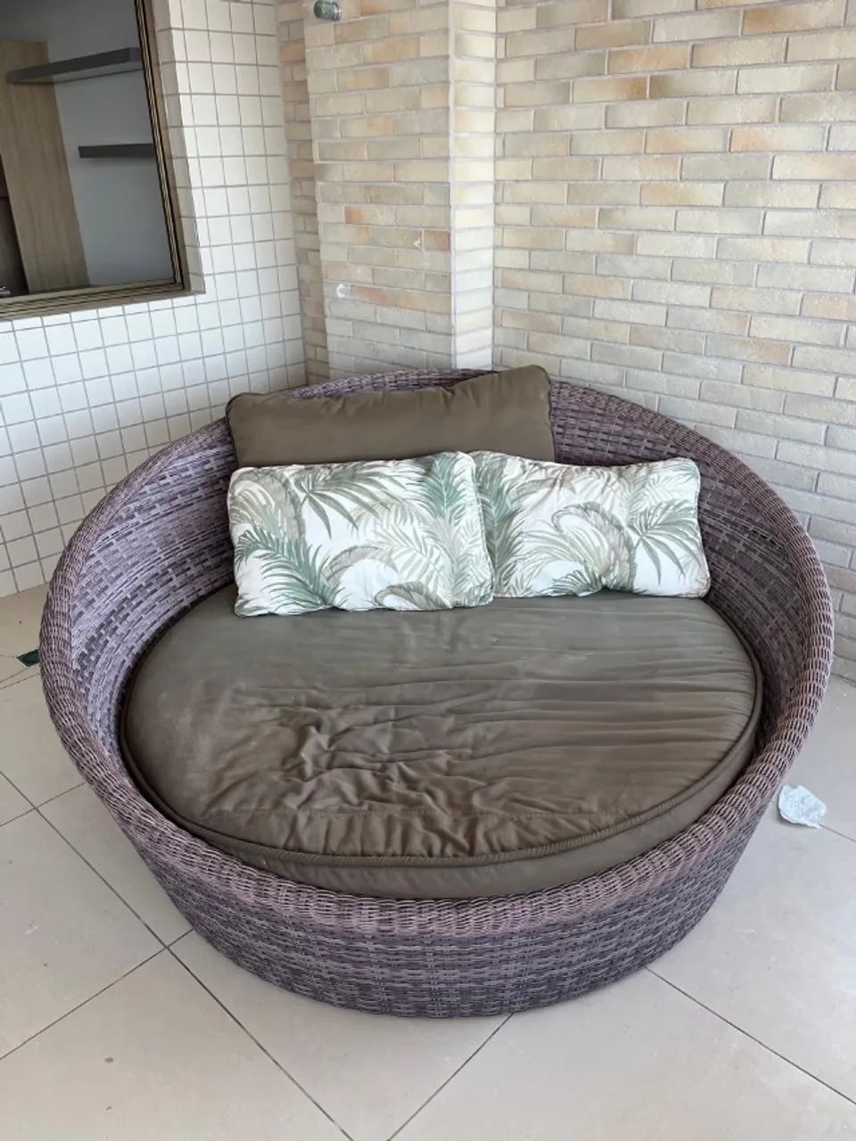 Chaise tidelli com colchonete e almofadas 