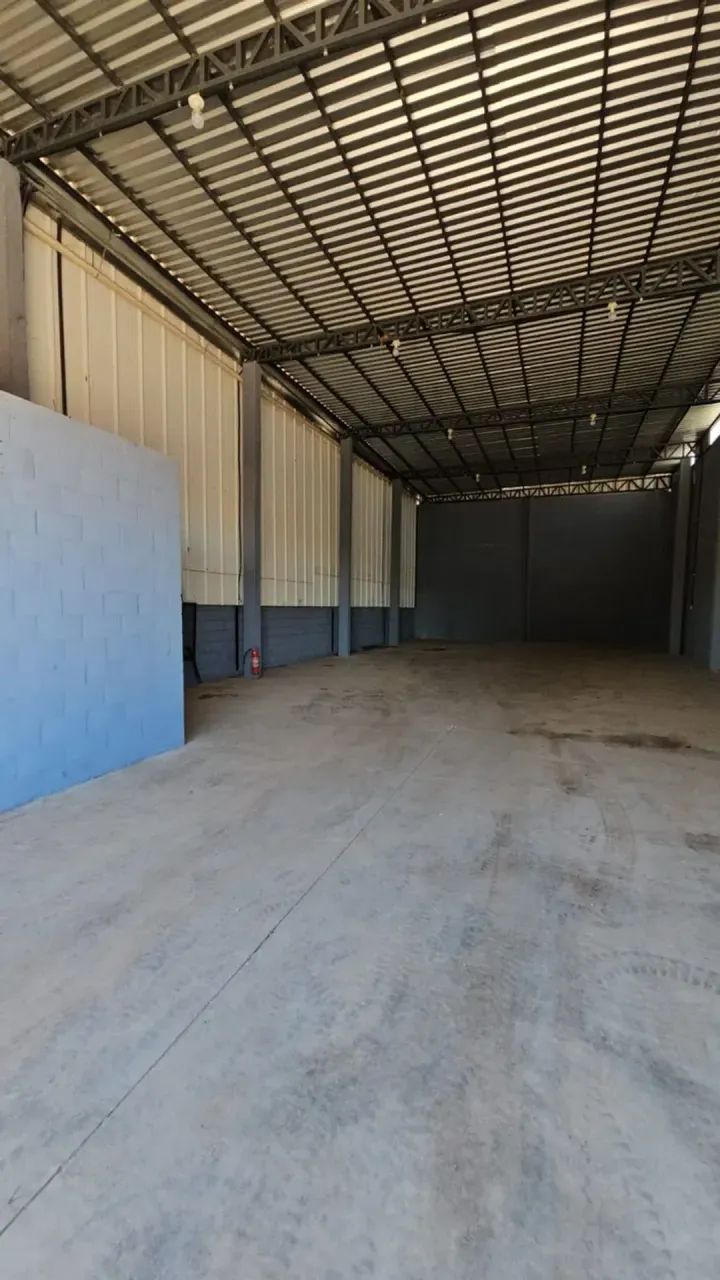 Barracão para locação  com 275m2 bairro jd. Petrópolis - Várzea Grande - MT - Foto 2