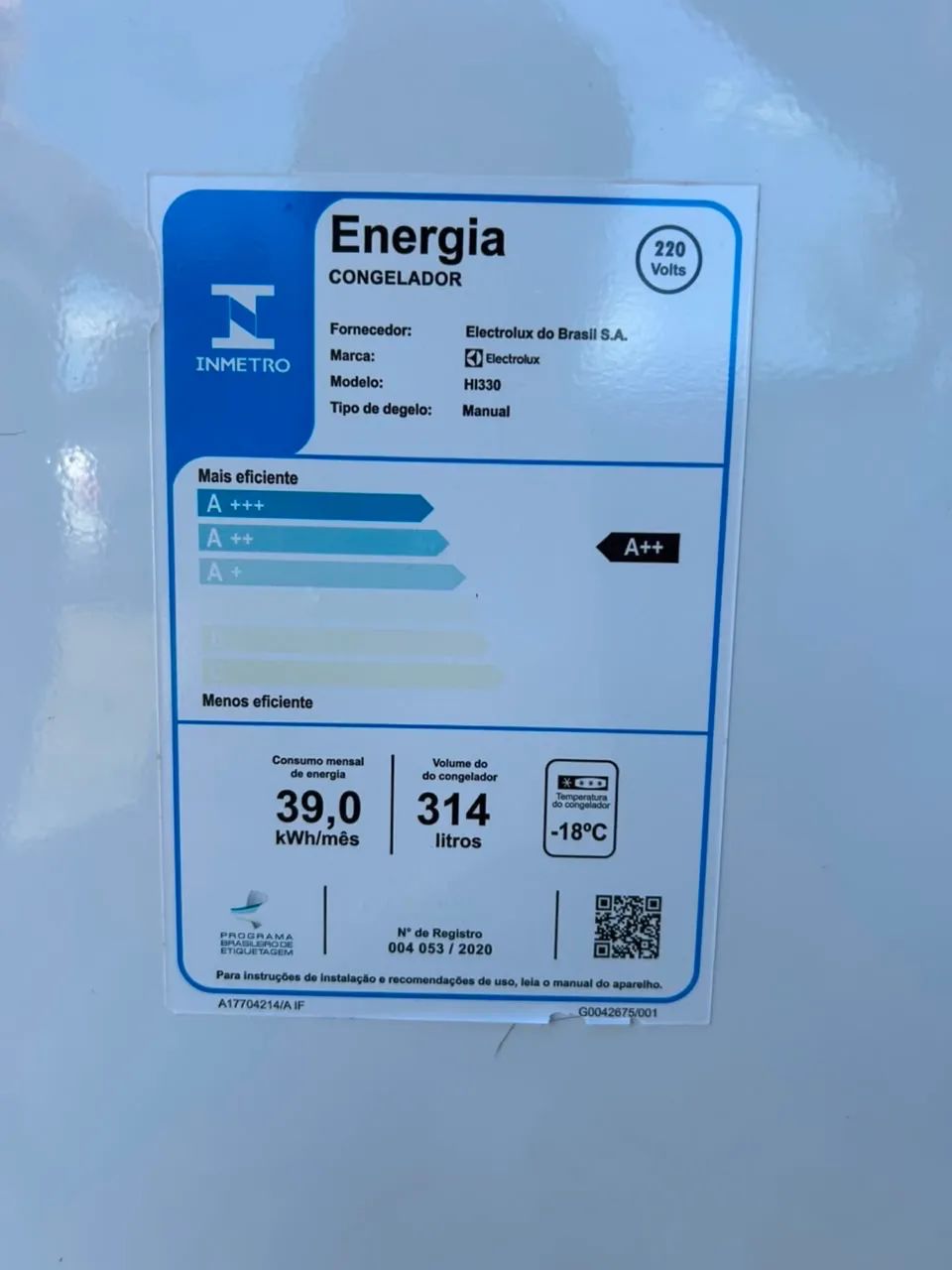 Freezer 220w e mesa de bilhar 