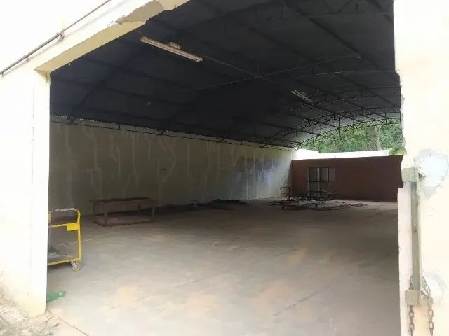 Galpão de 2200m² com Casa Acoplada Localizada em Mairinque! - Foto 3