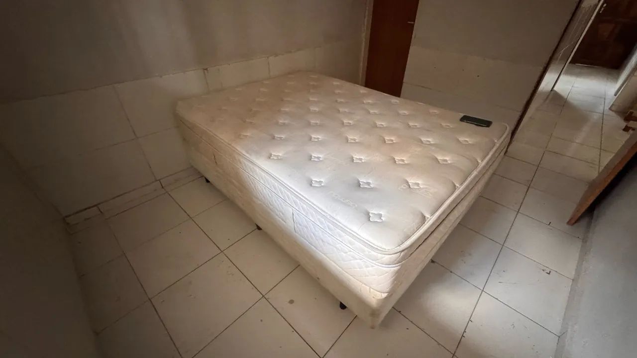 Cama semi nova  - Foto 2
