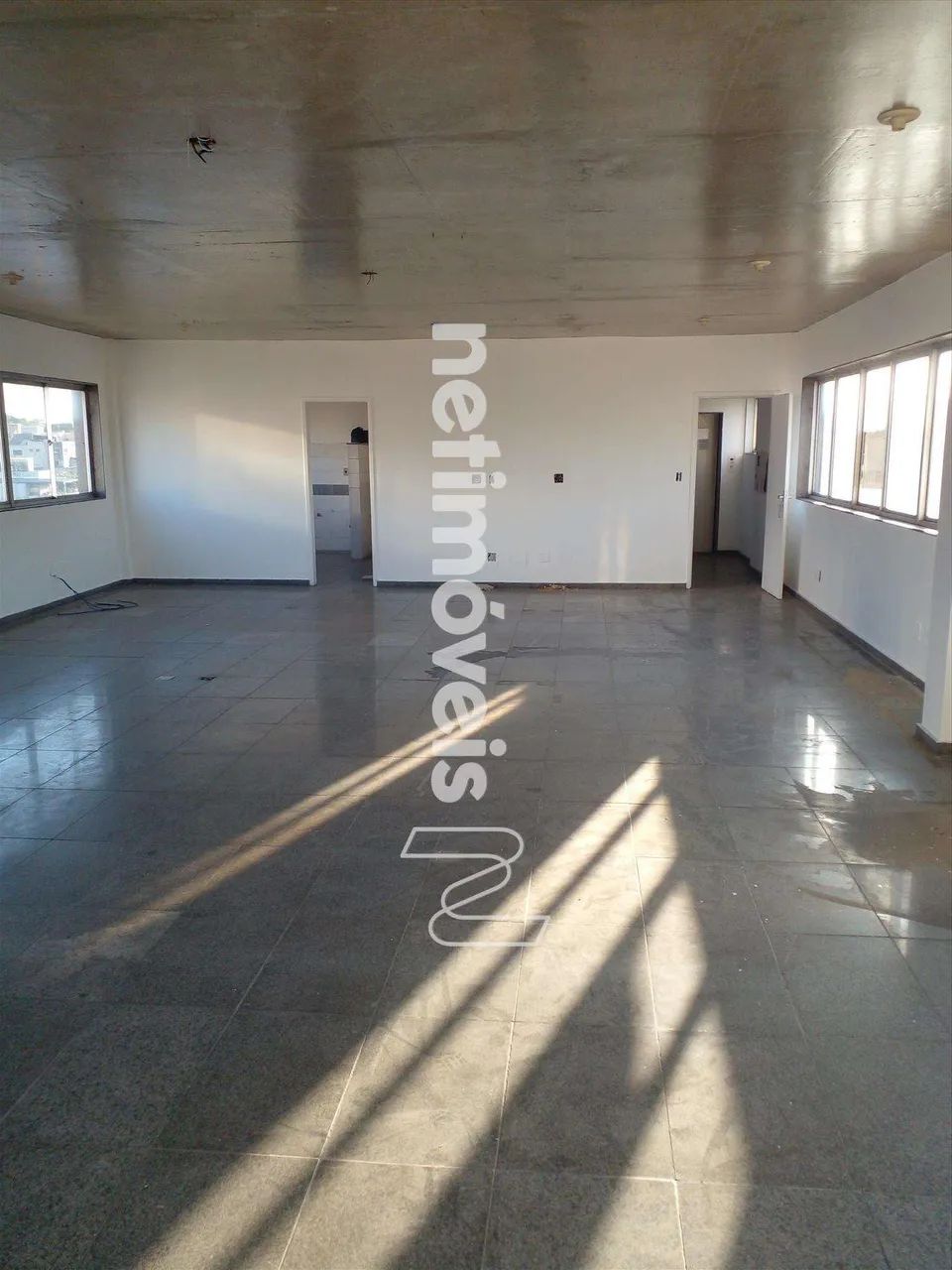 Sala comercial com aproximadamente 125 m²; próximo a rodoviária de Belo Horizonte. - Foto 3
