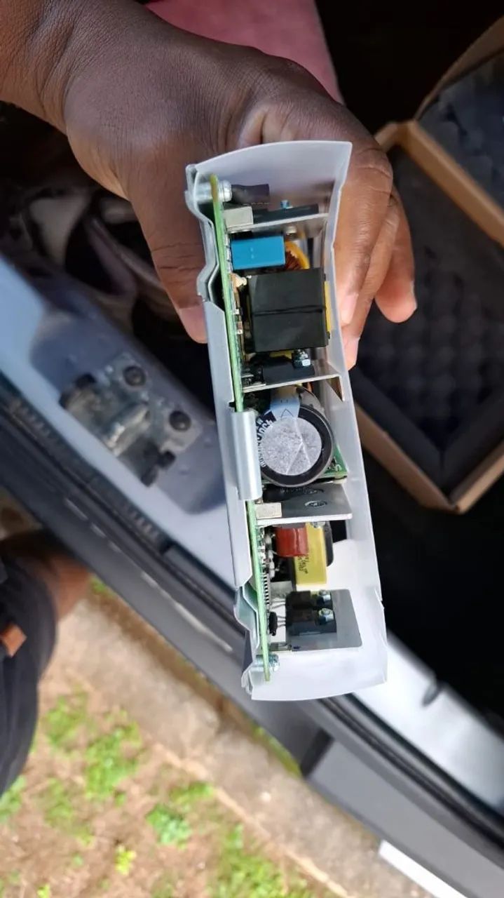 Fonte de alimentação Delta Electronics - Foto 4