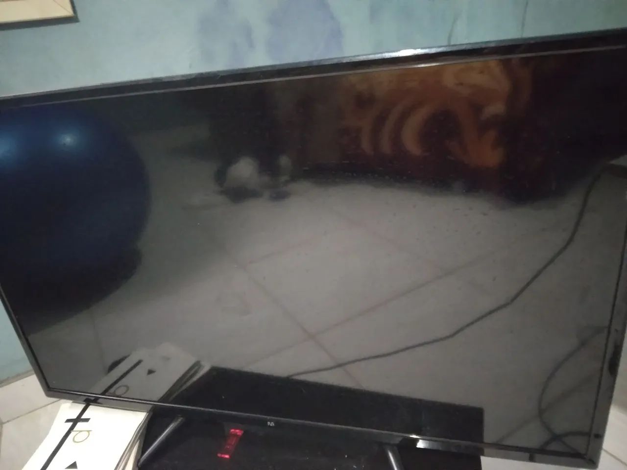 750,00 Televisor Android Multilaser semi nova ligar *