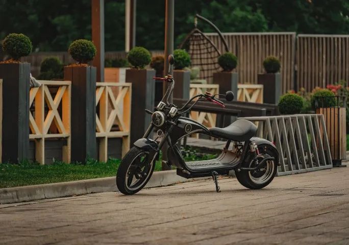 Montagem de Scooter e Bike Elétrica troca Pneu e Pastilha 