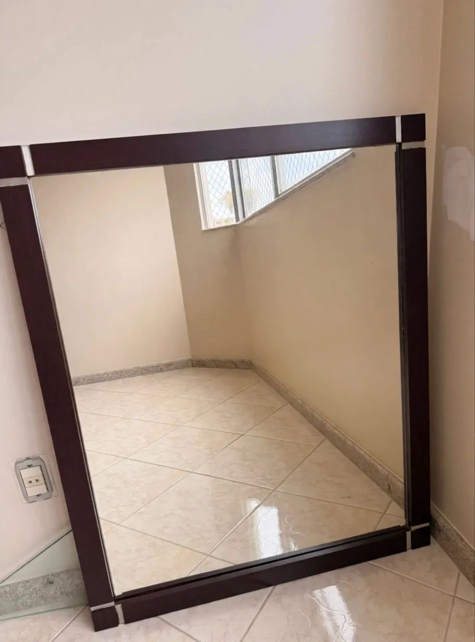 Espelho planejado,  em MDF