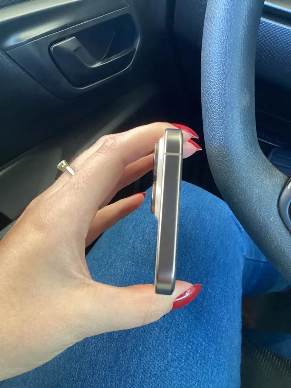 Vendo IPhone 16 Pro Max - Foto 3