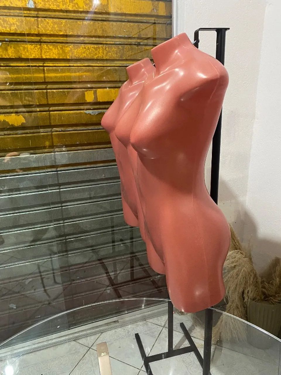 2 Maniquins busto + pedastral  - Foto 2
