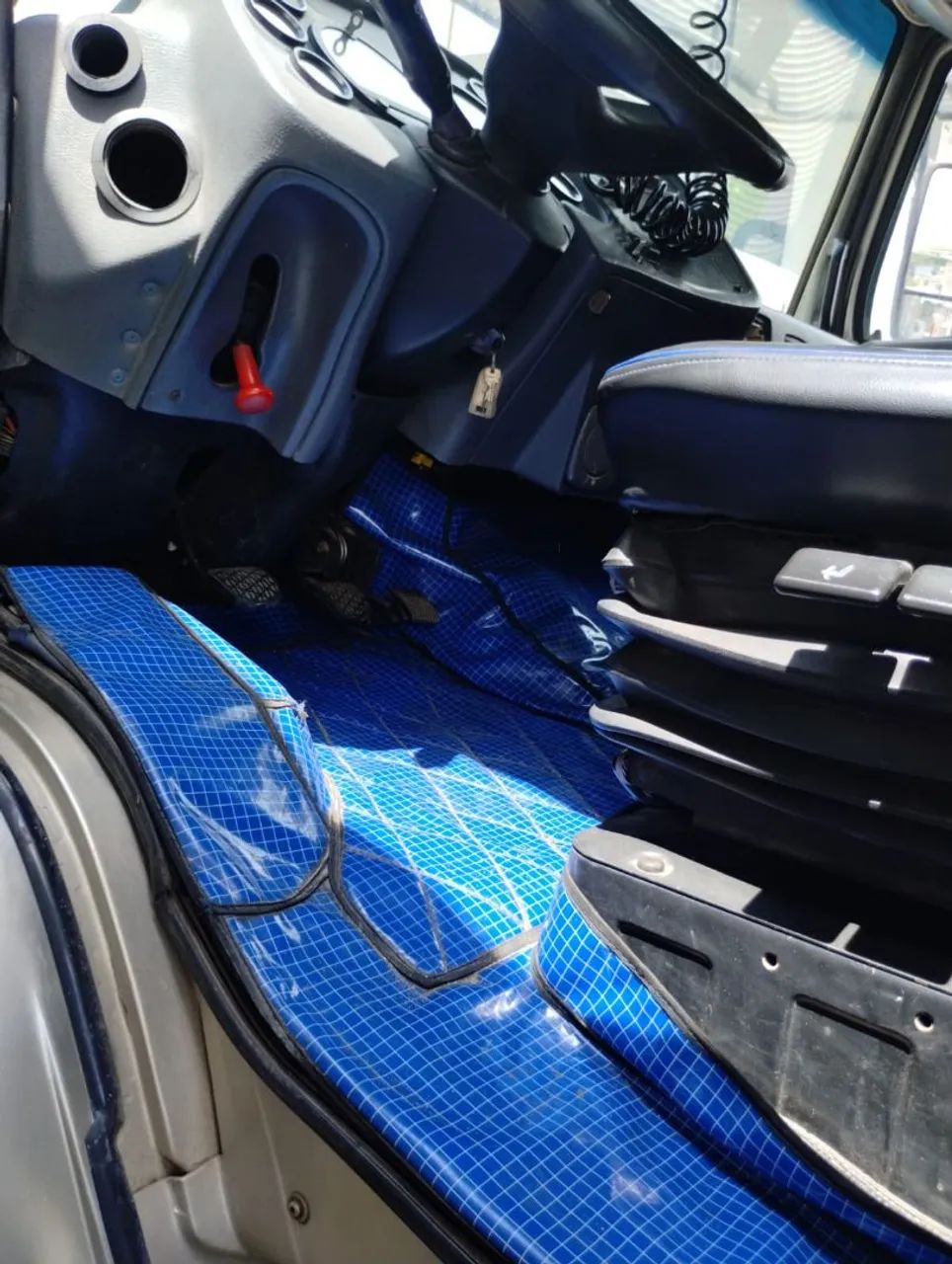 MERCEDES BENZ L 1620 TRUCK (Baú Refrigerado) - Foto 6