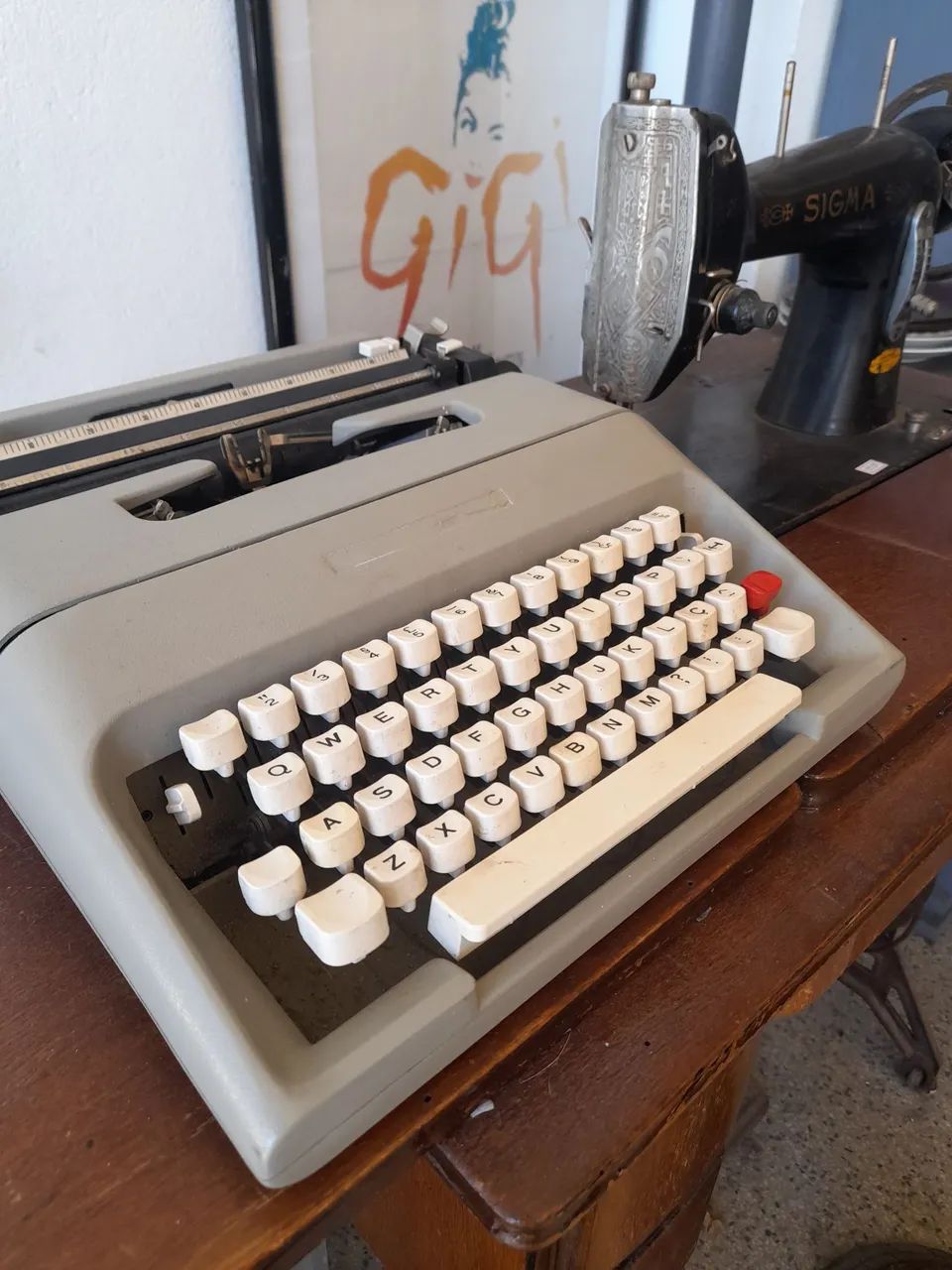Máquina de escrever Olivetti - Foto 2