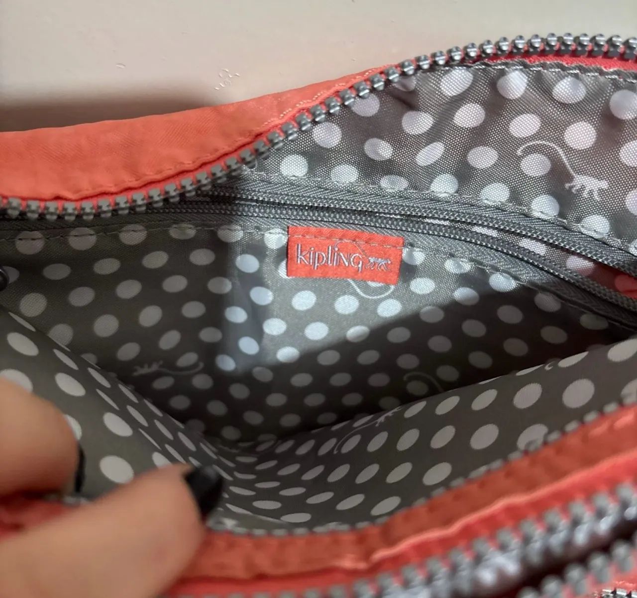 Bolsa Kipling Coral  - Foto 4