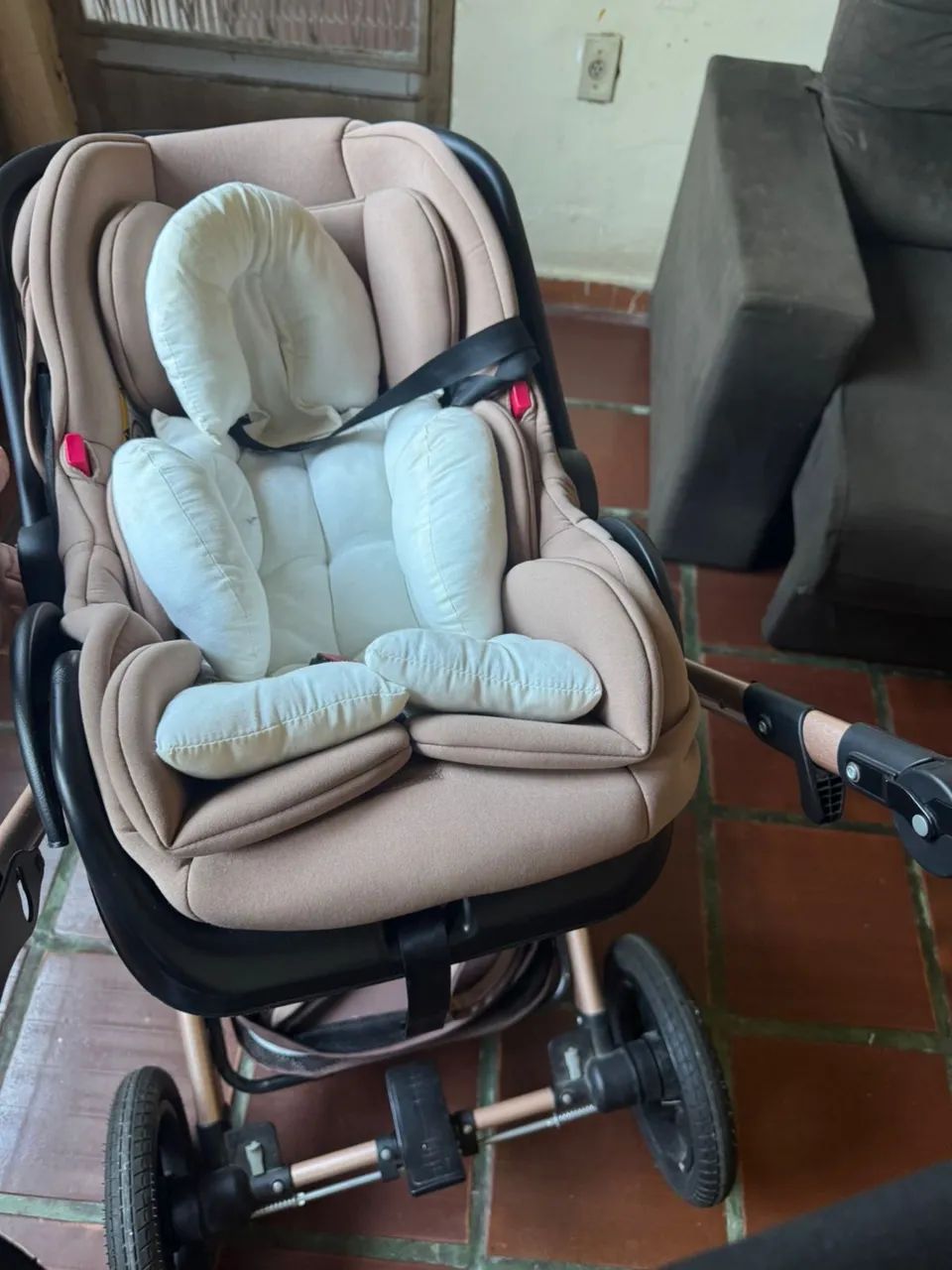 Carrinho de bebê 3 em 1  - Foto 4