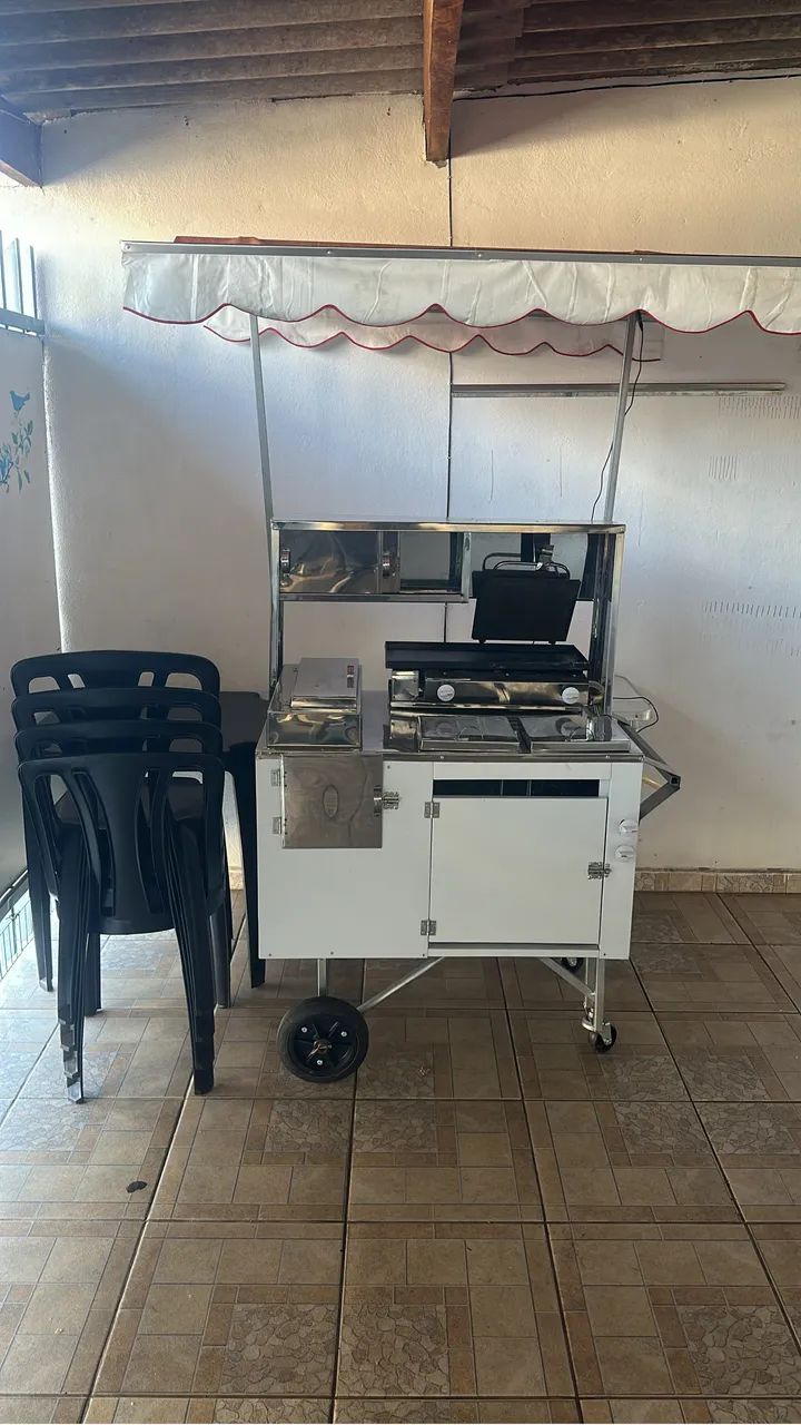 Barraca de hot dog completa + geladeira 