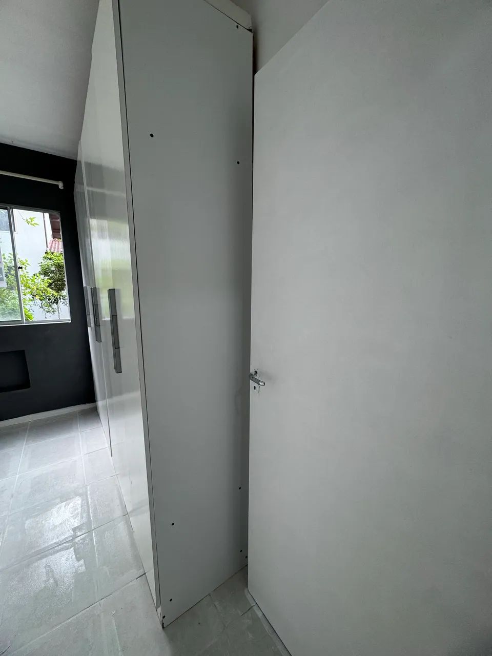 Guarda roupa 6 portas  - Foto 5