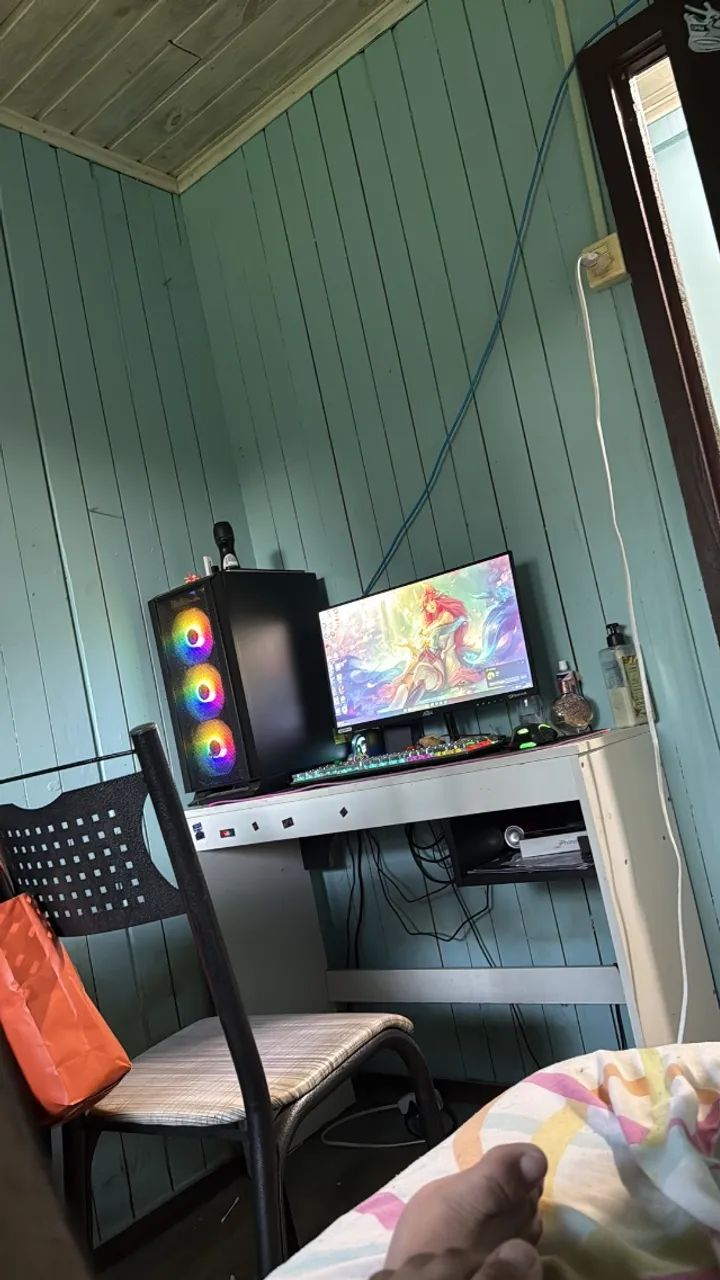 PC - computer418417191997952000
