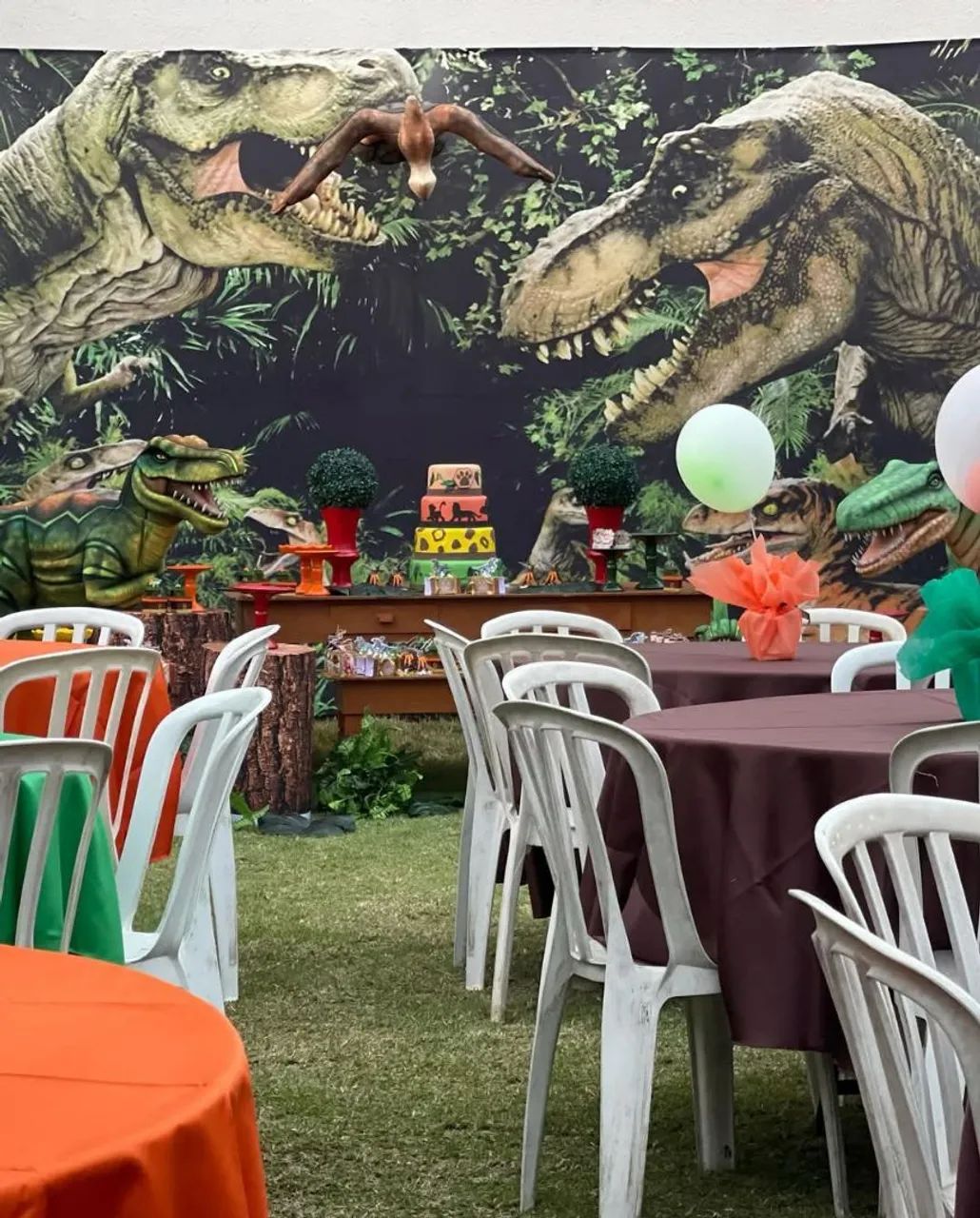 ? Espaço para Festas com Piscina e Churrasqueira | Goiânia