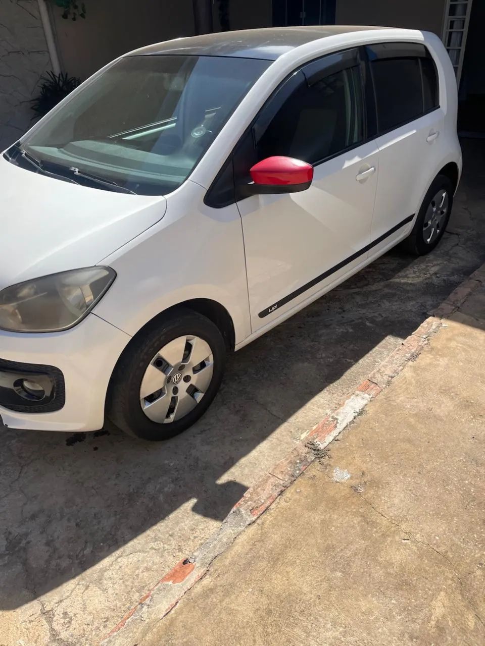 Volkswagen Up! 2015