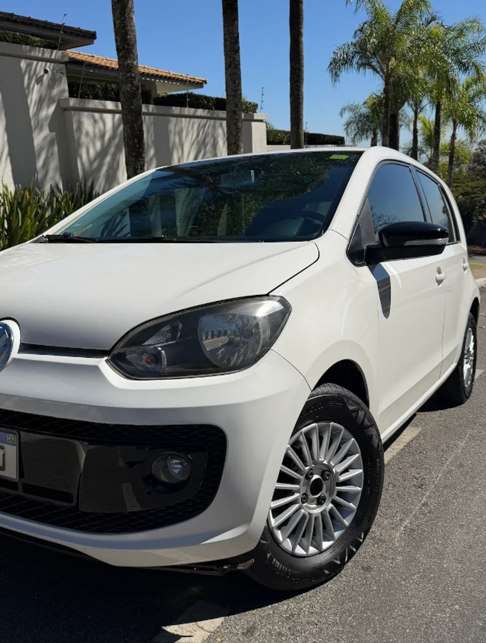 Volkswagen Up! 2016