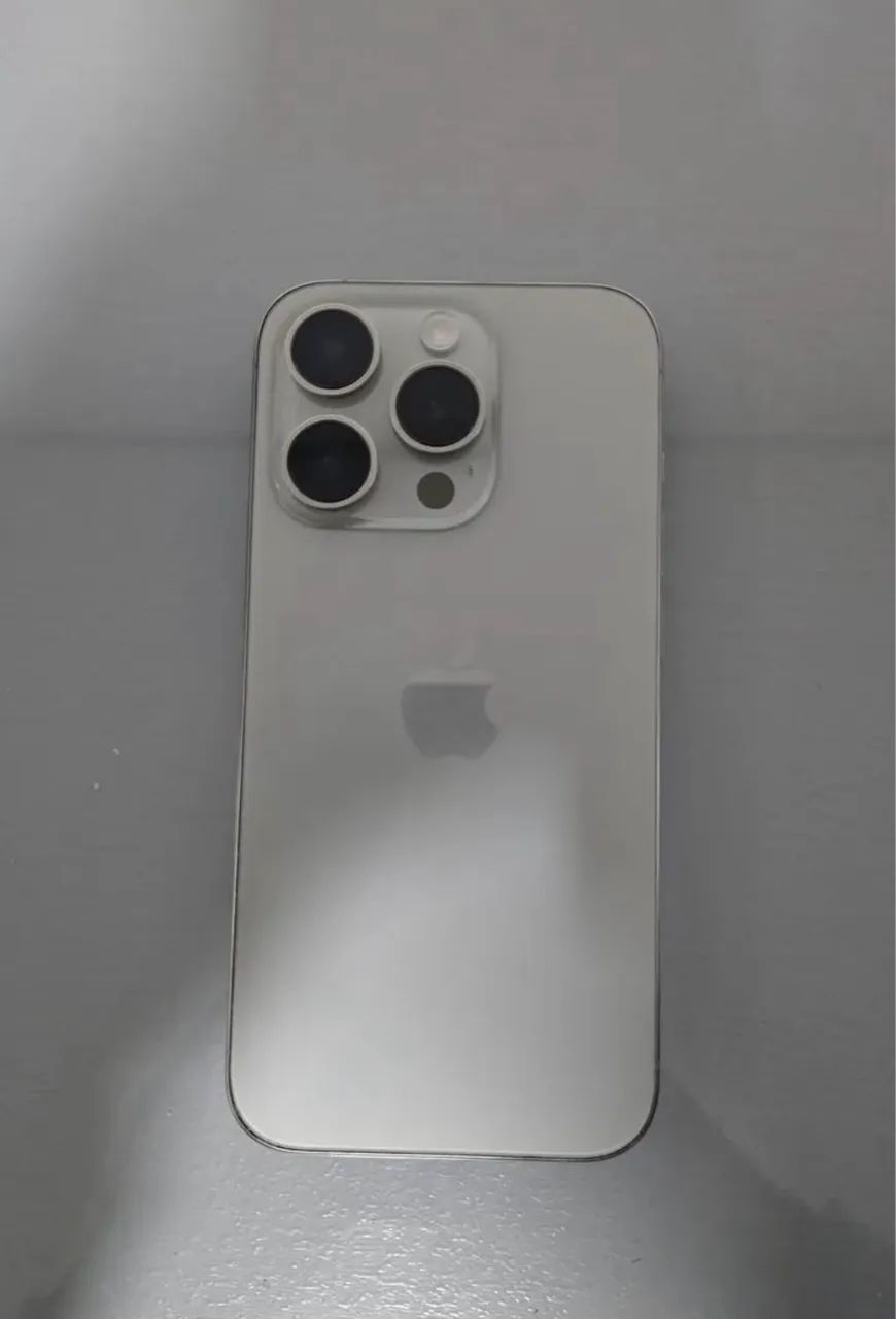iPhone 15 pro 128 gb