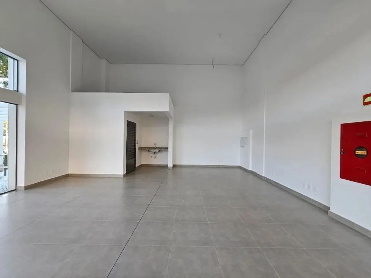 Sala com 62.49 m² à Venda na Zona 03 - Maringá - Foto 5