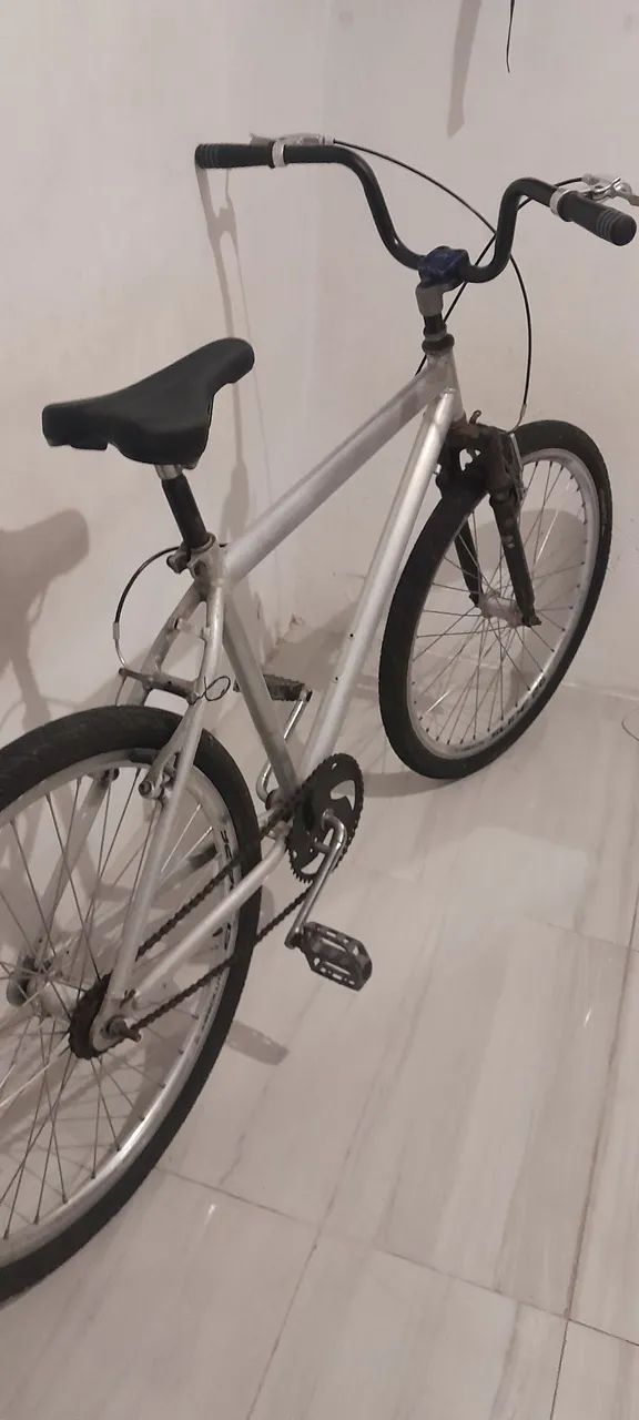 BICICLETA ARO 26 QUADRO DE ALUMÍNIO 