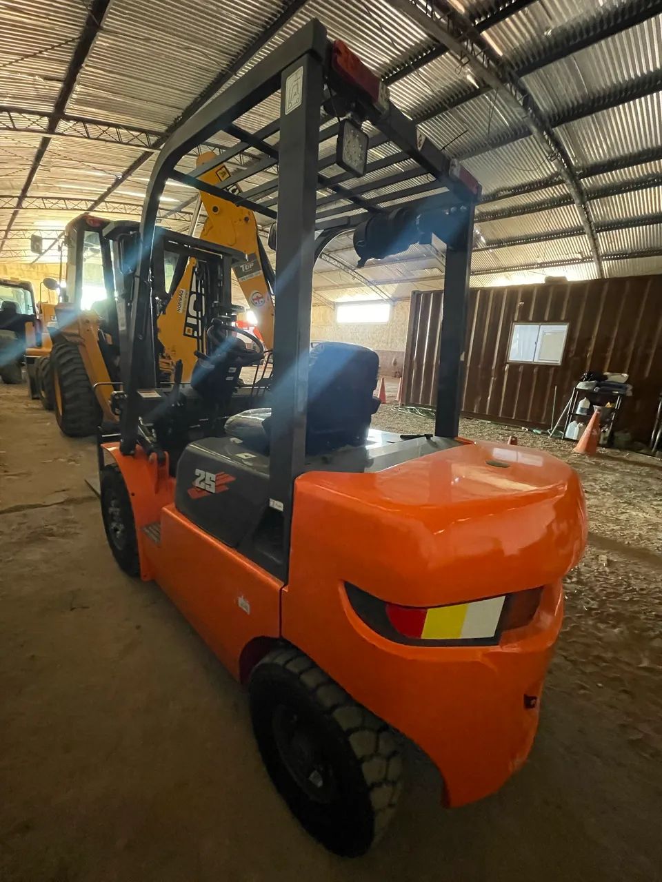 Empilhadeira 2,5Tons  - Zero!  - Foto 3