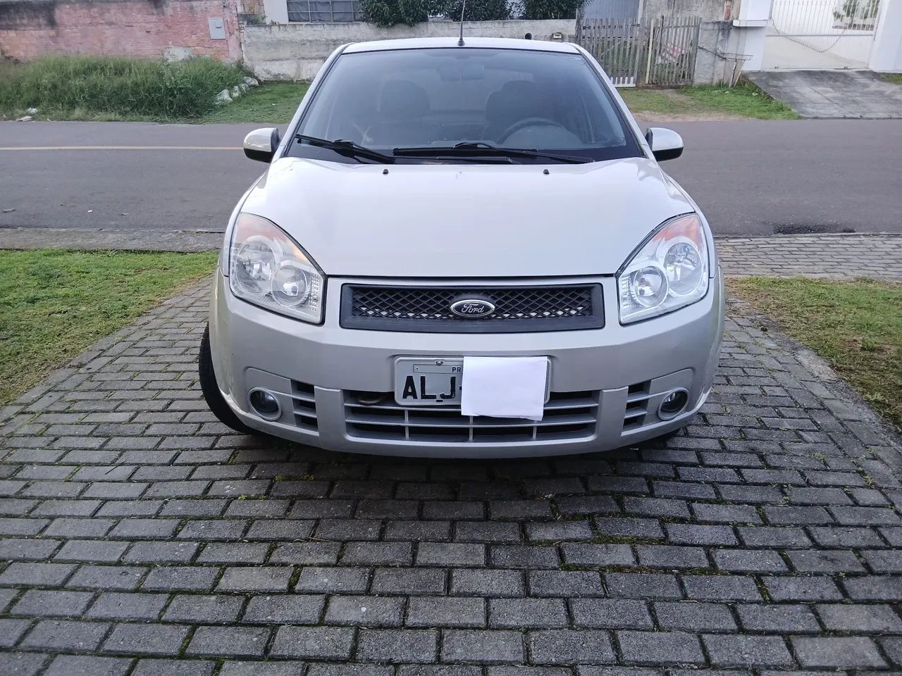 Ford Fiesta Sed. 1.6 8V Flex 4P 2009 - Foto 4