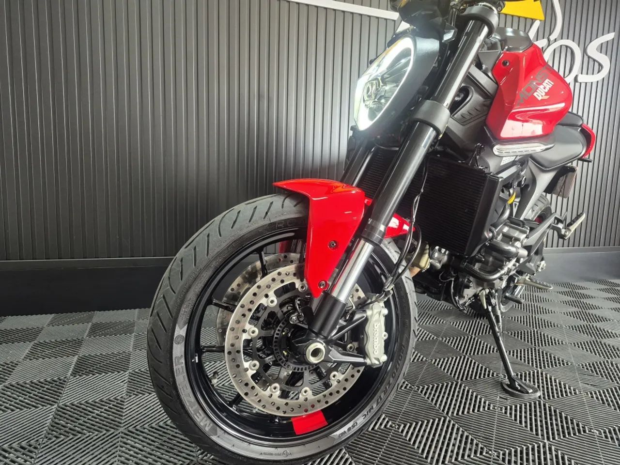 Ducati Monster 937 2022 - Foto 2