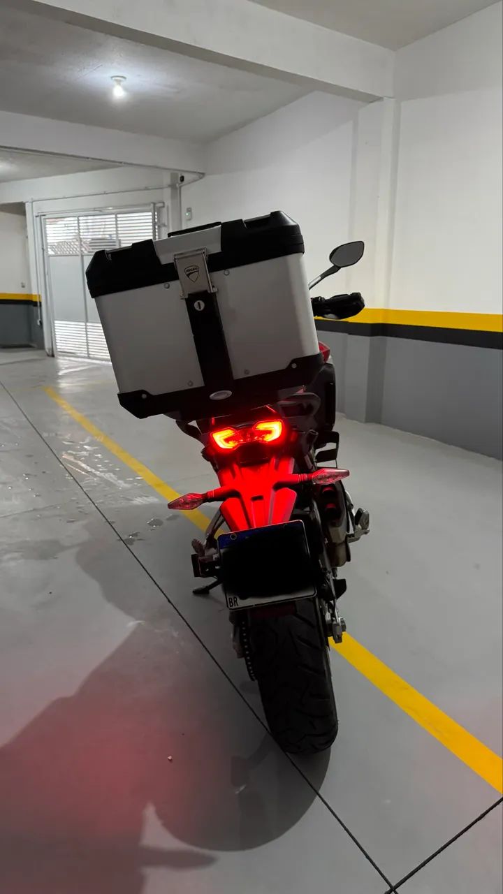 Multistrada V4s 2023 - Foto 3