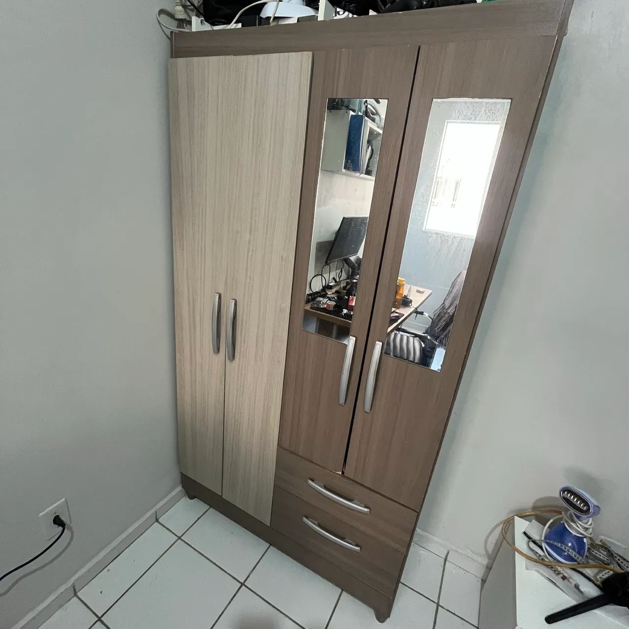 Guarda roupa 100x40x180 cm