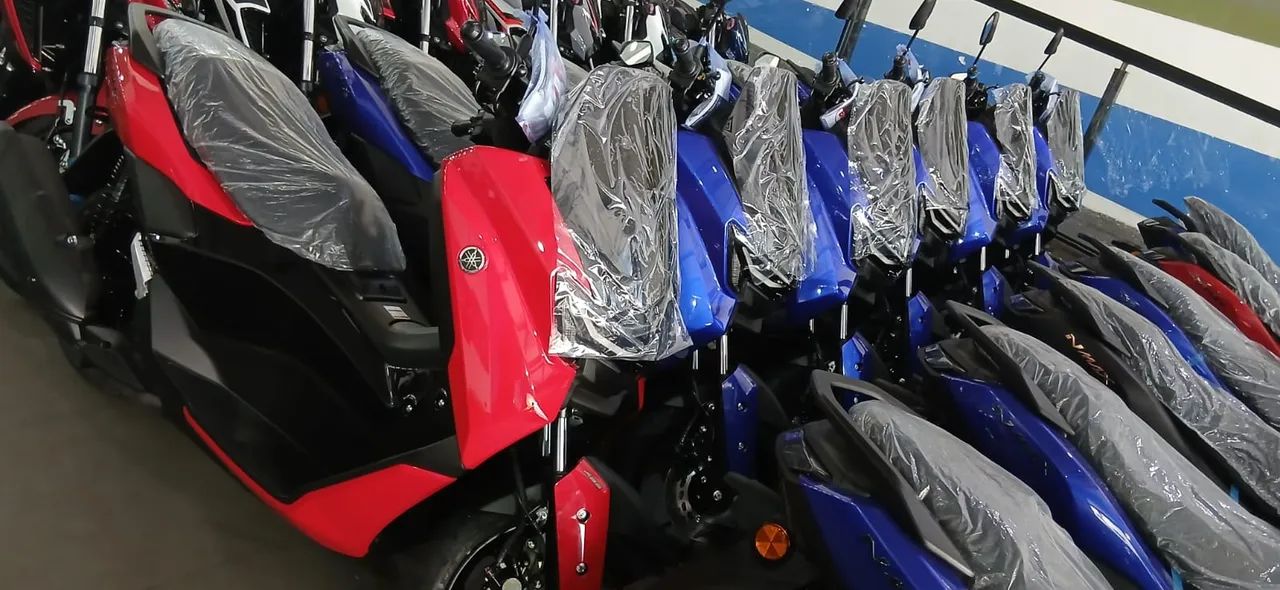 Yamaha NMax 160 cc  - Foto 4