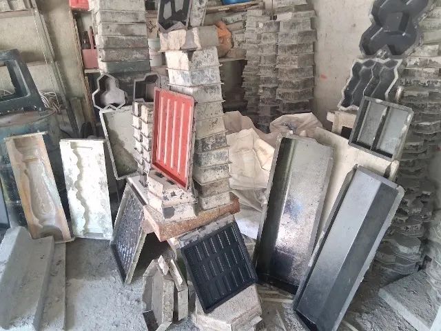 Formas para artefatos de Cimento441140227469496320