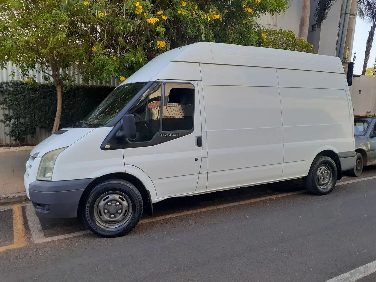 Ford Transit TRANSIT Furgão 2.2 TDCI Longa Diesel 2012