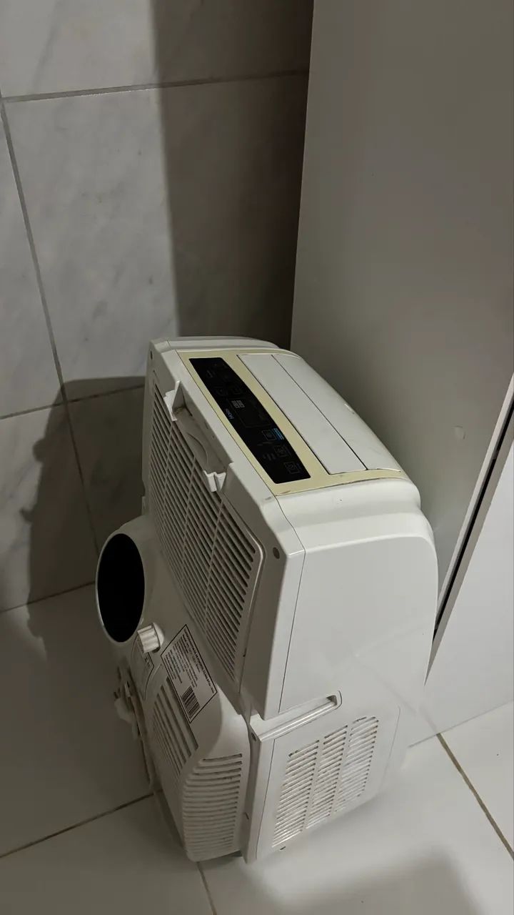 VENDO AR CONDICIONADO PORTÁTIL  - Foto 2