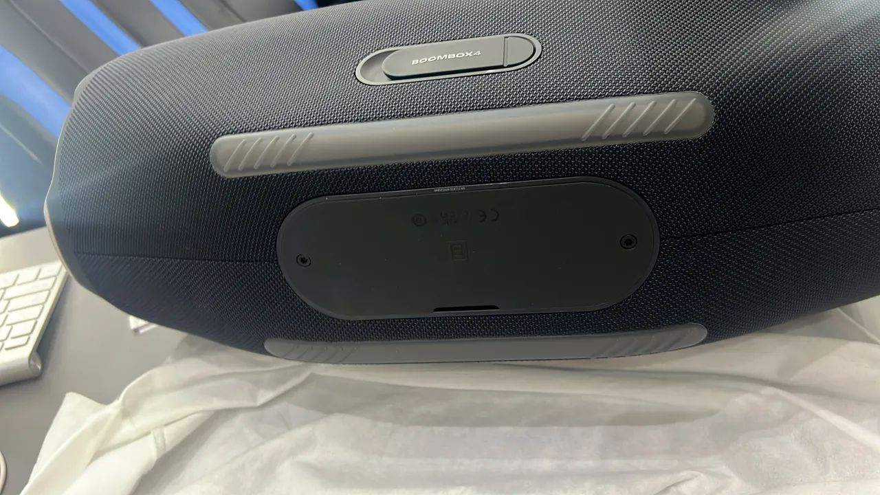 JBL Bombox 4 