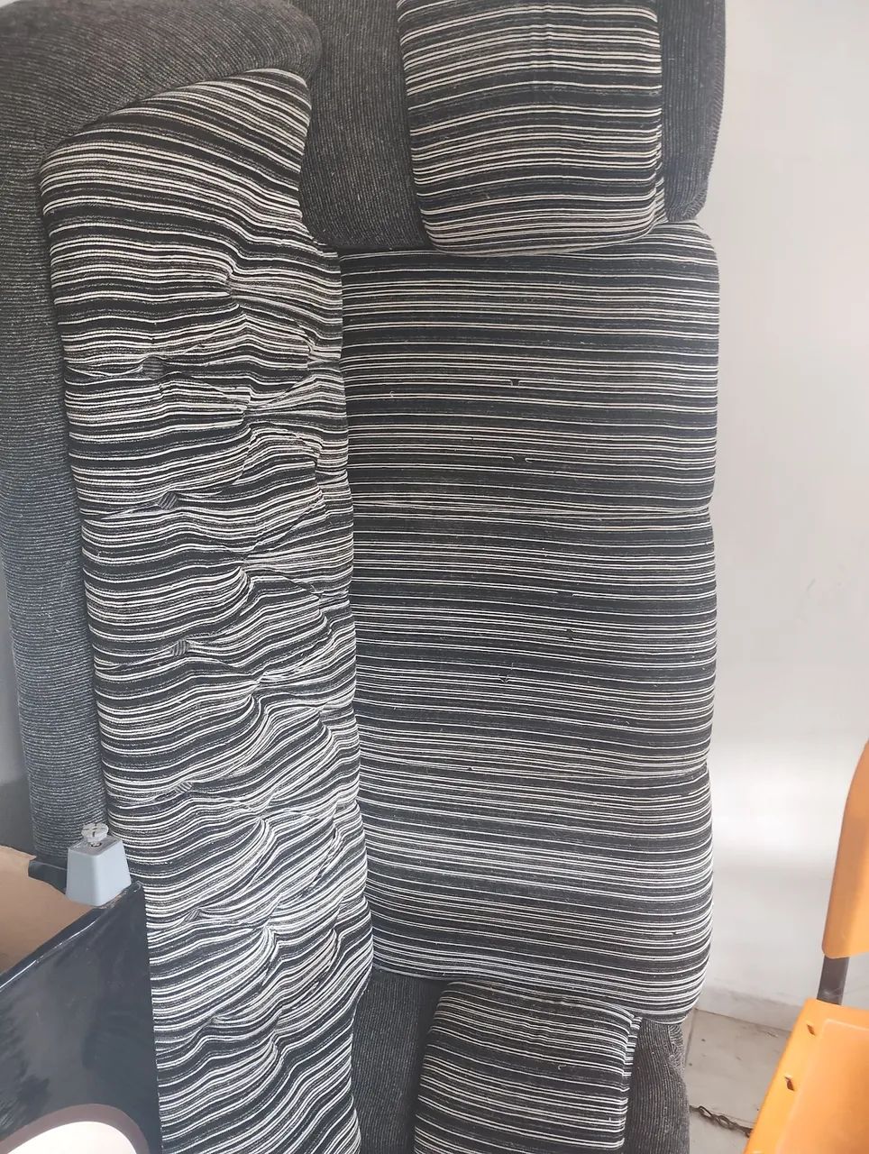 Sofa in good condition419420992680775680