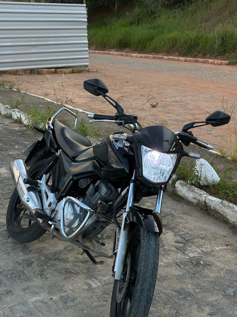CG FAN 150 2014  - Foto 4