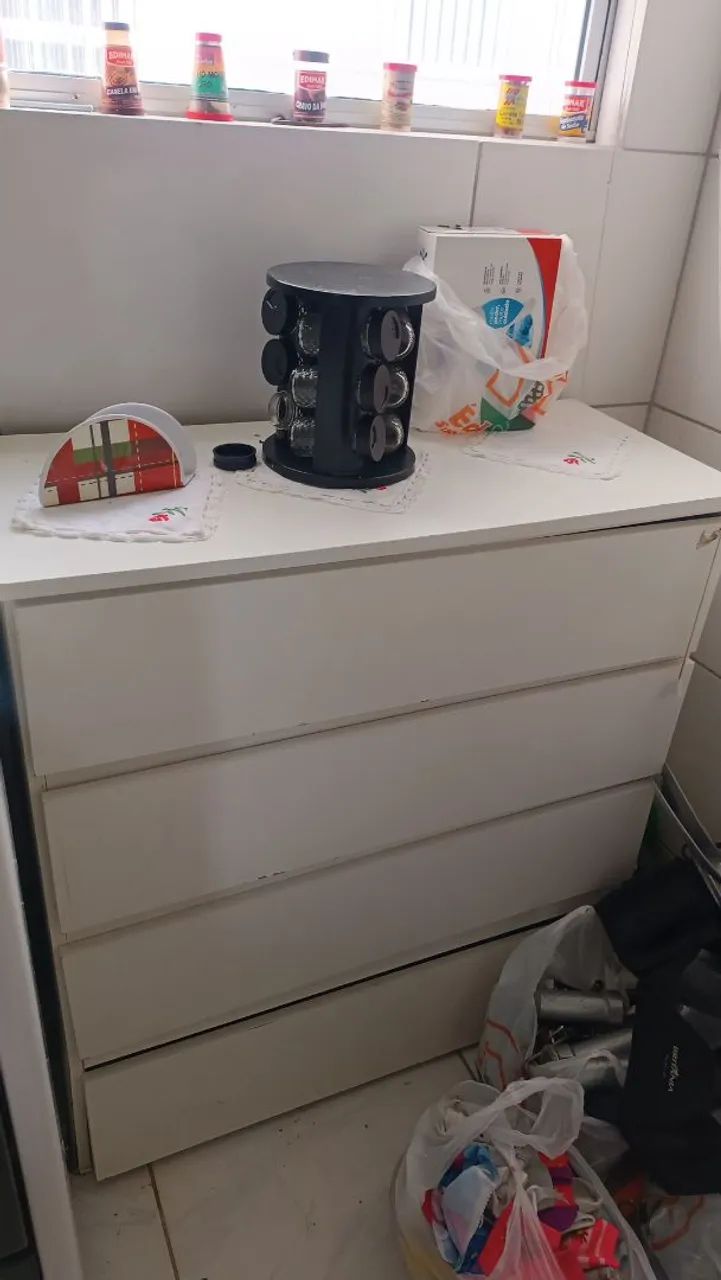 100 cada ou $50 cada se levar todos 