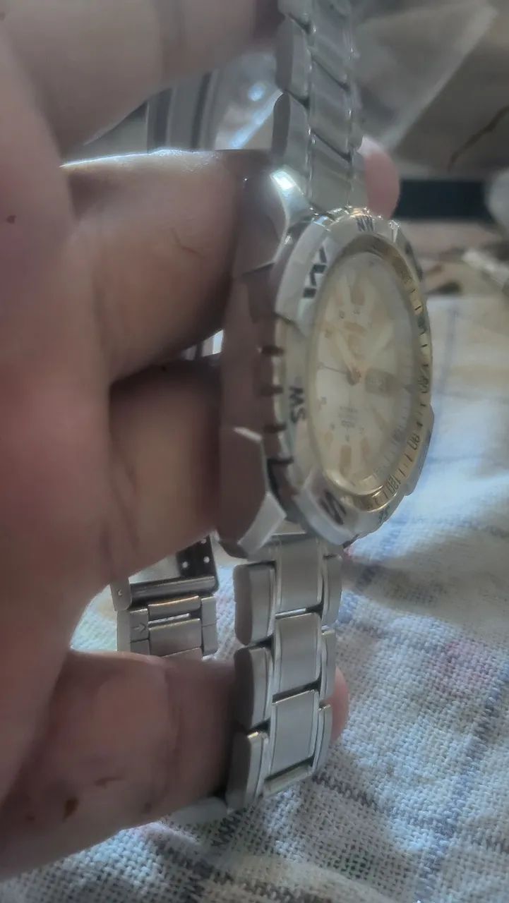Relógio Seiko 5 Sport 23 rubis em excelente estado  - Foto 3