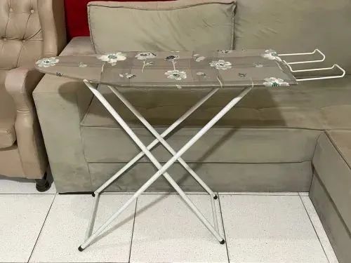 Tábua de Passar Roupa com Suporte P/Ferro 